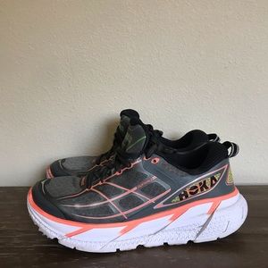 Hoka One One Women’s Clifton 2